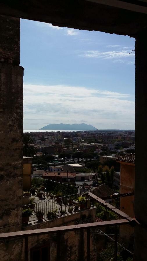Torrione San Lorenzo I Terracina Eksteriør billede